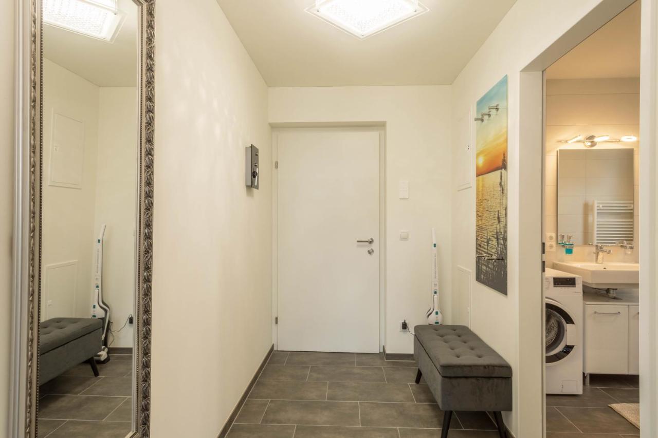 Sunny Apartment *